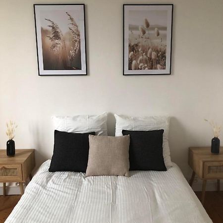 Apartamento Chez Julie Caen Exterior foto